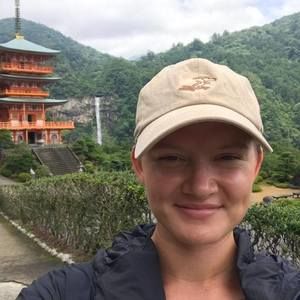 Meet your Posher, Brittney